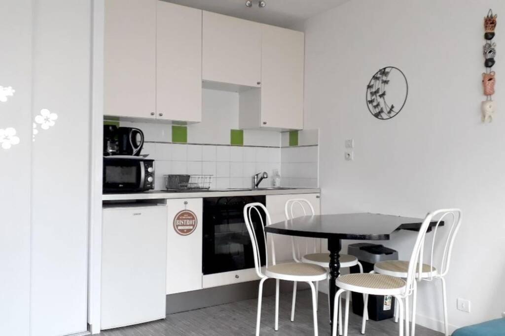 Studio 150M De La Plage Des Demoiselles Saint-Hilaire-de-Riez Exterior photo